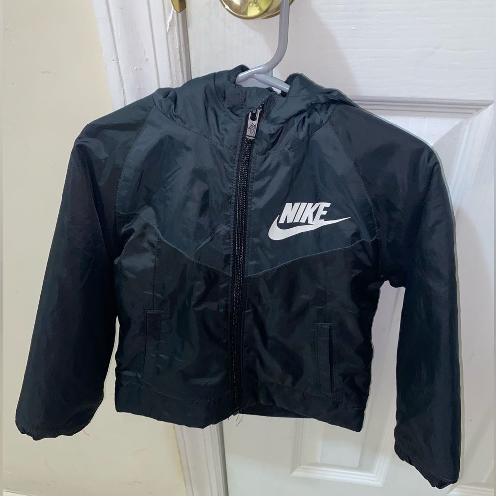 Nike toddler boy fleeced lined Jacket with attached hood size 2t